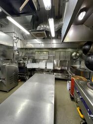 Harper Kitchen (D13), Factory #618129651
